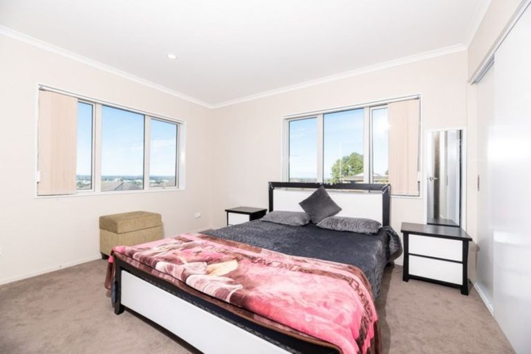 Photo of property in 55c Senator Drive, Manurewa, Auckland, 2105