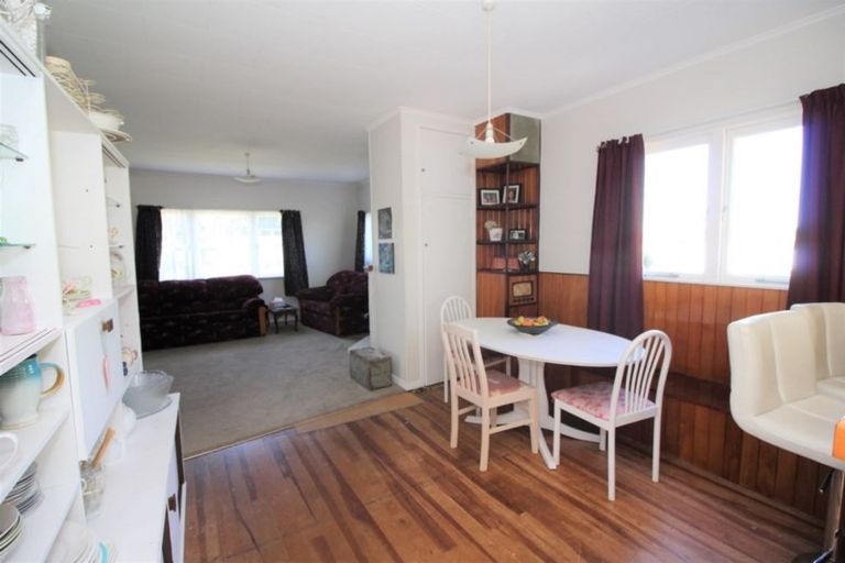 Photo of property in 28 Benella Street, Tokoroa, 3420