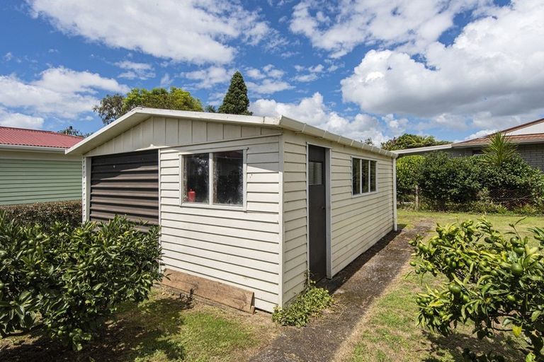 Photo of property in 1 Kowhai Park Road, Maunu, Whangarei, 0110