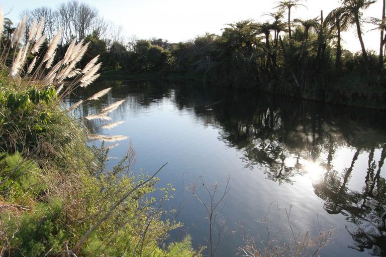 Photo of property in 37 Matarikoriko Road, Brixton, Waitara, 4382