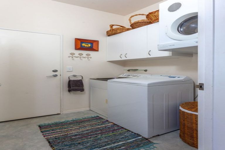 Photo of property in 47 Rewa Rewa Valley, Tairua, 3508