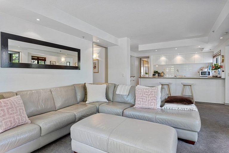 Photo of property in 2/32 Cashel Street, Christchurch Central, Christchurch, 8013