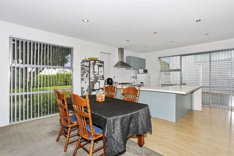 Photo of property in 30 Kauri Drive, Takanini, 2112