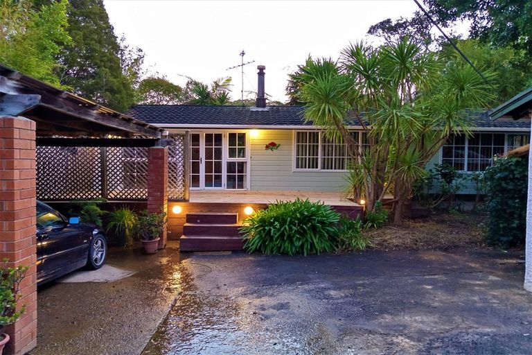 Photo of property in 502 Beach Road, Murrays Bay, Auckland, 0630