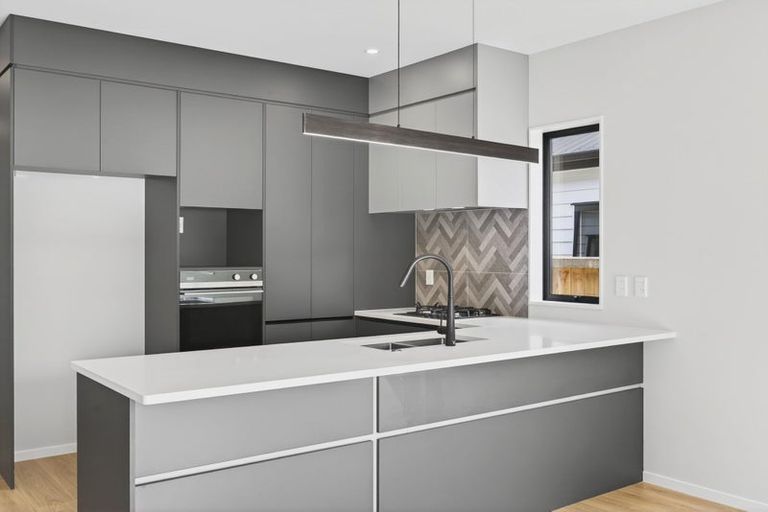 Photo of property in 13 Huringa Road, Karaka, Papakura, 2113