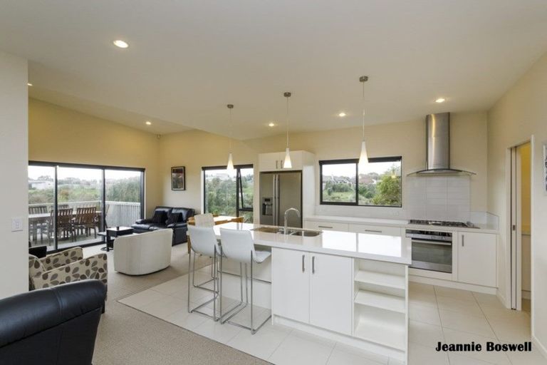 Photo of property in 26 Silkwood Place, Fitzherbert, Palmerston North, 4410