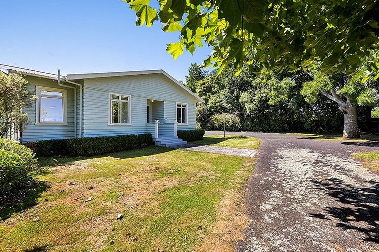Photo of property in 524 Tikorangi Road, Tikorangi, Waitara, 4383