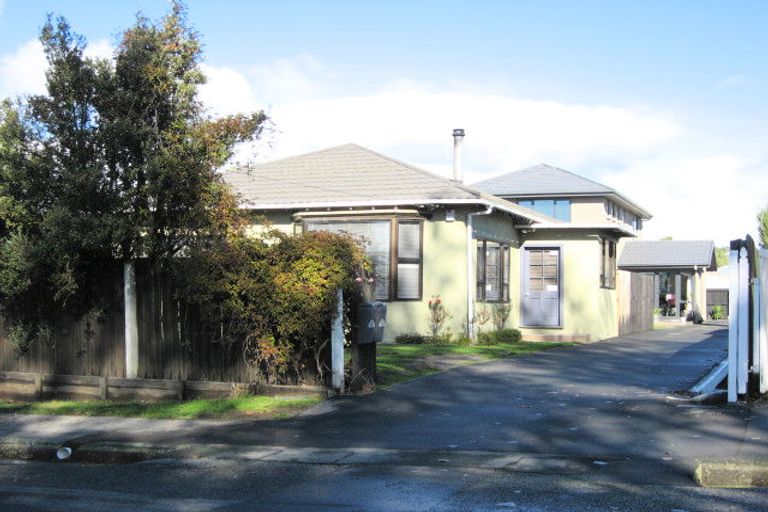 Photo of property in 10 Hornbrook Street, Waltham, Christchurch, 8023