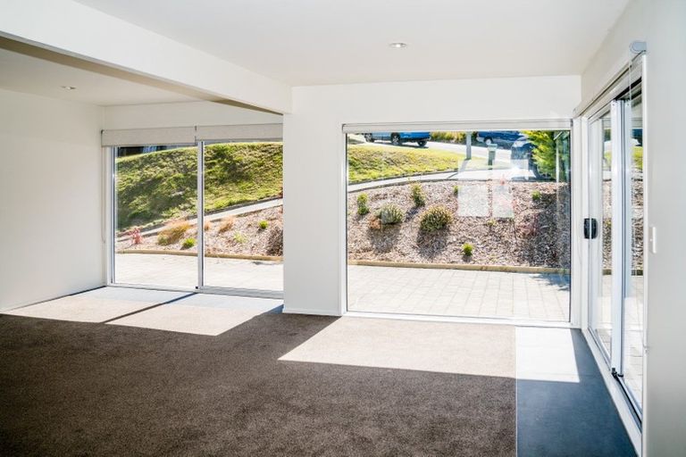 Photo of property in 4a Dart Place, Fernhill, Queenstown, 9300