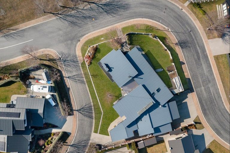 Photo of property in 40 Kelliher Drive, Wanaka, 9305