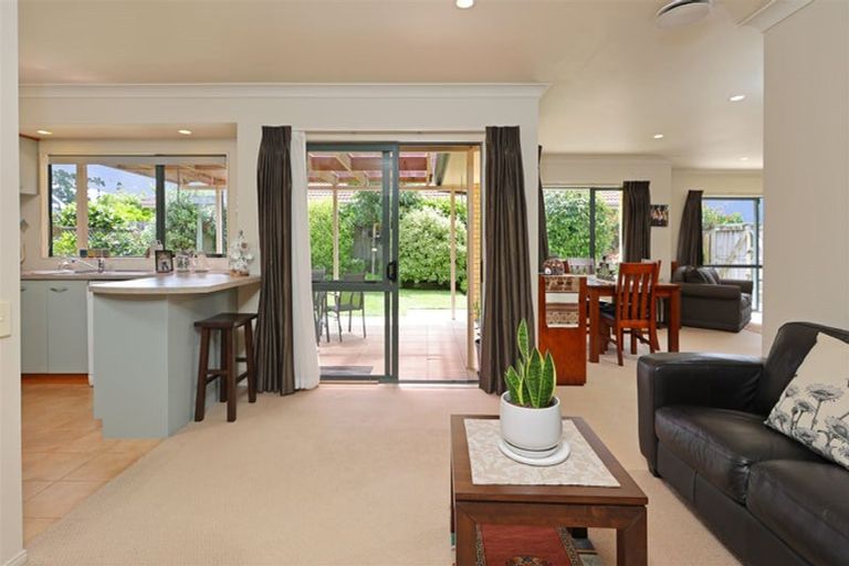 Photo of property in 4 Checkerberry Court, Henderson, Auckland, 0612