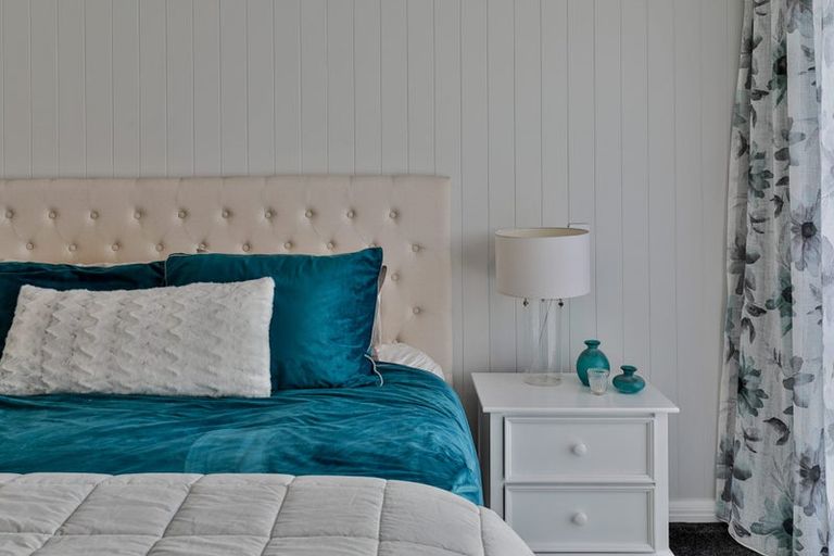 Photo of property in 6 Sellars Road, Bombay, 2675