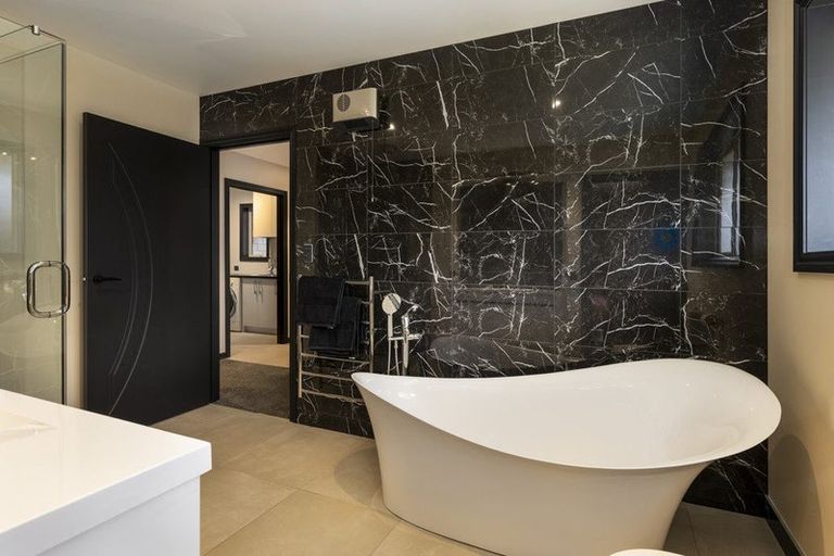 Photo of property in 15 Rose Manor Drive, Springlands, Blenheim, 7201