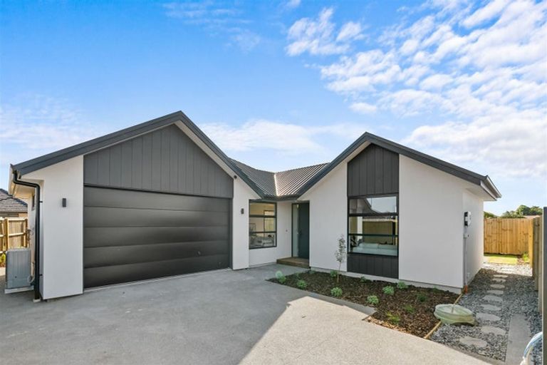 Photo of property in 12 Kurashiki Street, Halswell, Christchurch, 8025