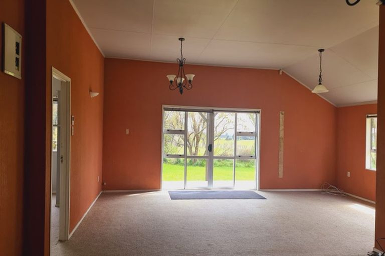 Photo of property in 150 Kendalls Line, Linton, Palmerston North, 4472