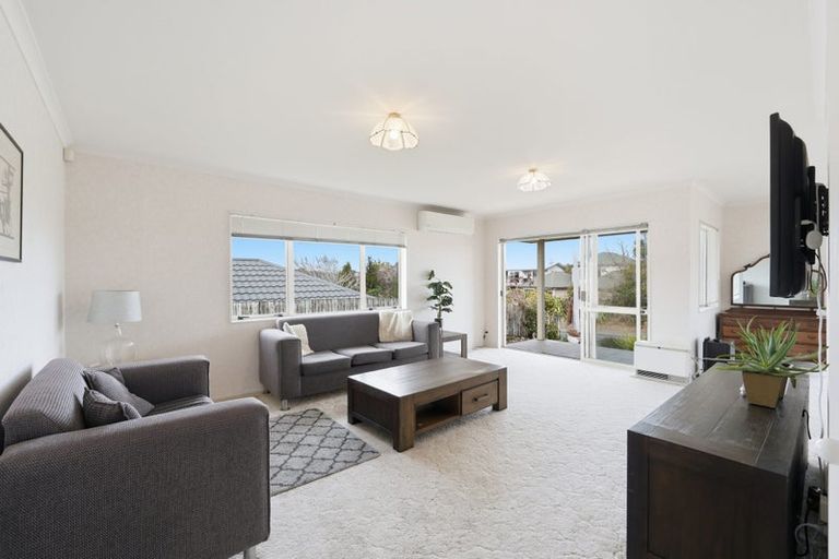 Photo of property in 14 Brymer Road, Grandview Heights, Hamilton, 3200
