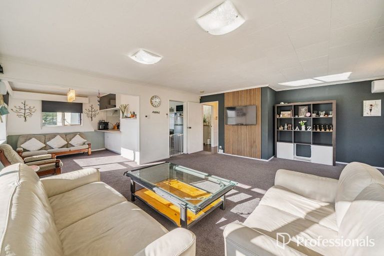 Photo of property in 110 Holborn Drive, Stokes Valley, Lower Hutt, 5019