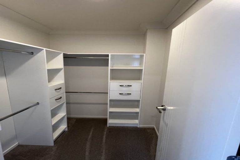 Photo of property in 16 Hikuawa Road, Flat Bush, Auckland, 2019