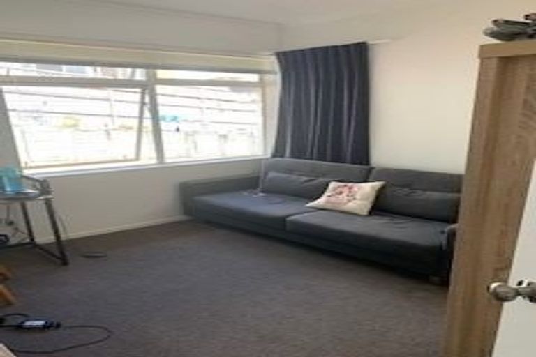 Photo of property in 7/1-5 Gleanor Avenue, Oteha, Auckland, 0632