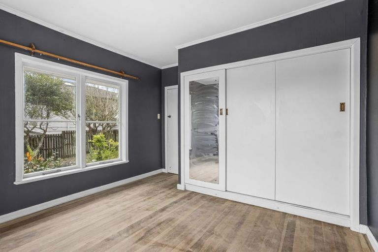 Photo of property in 59 Sylvan Avenue, Northcote, Auckland, 0627