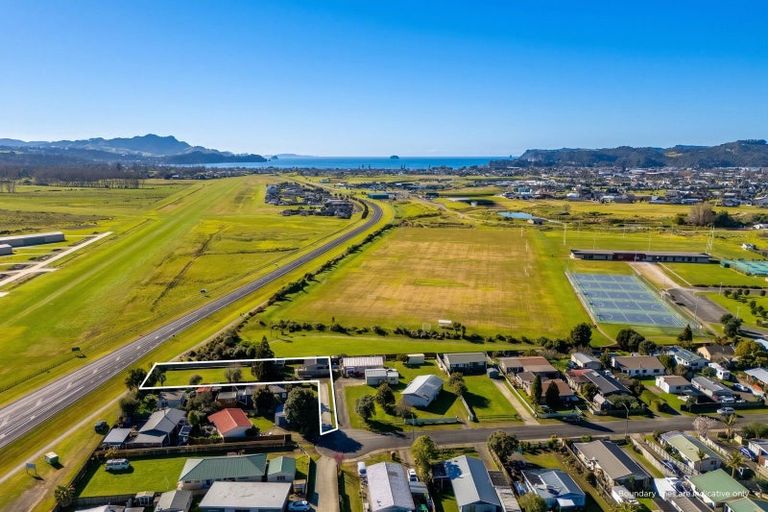 Photo of property in 15 Moewai Park Road, Whitianga, 3510