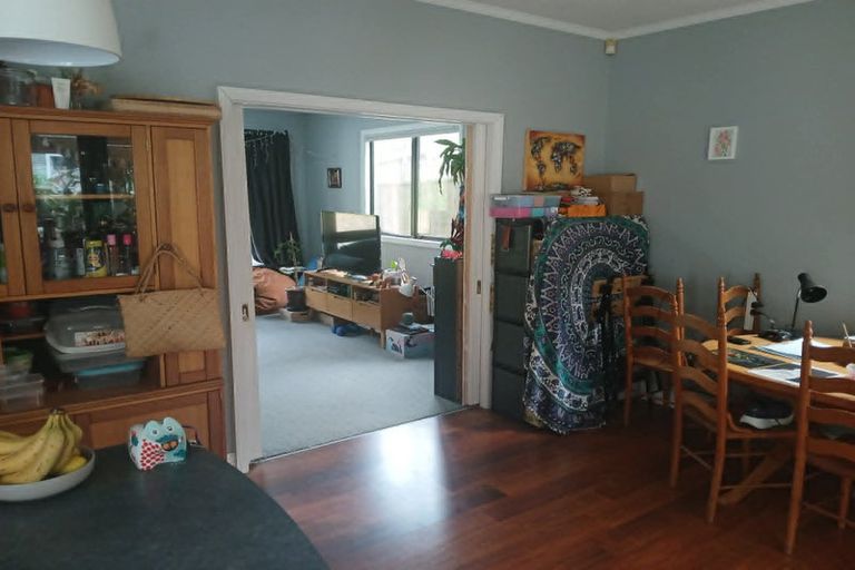 Photo of property in 166a Aro Street, Aro Valley, Wellington, 6021