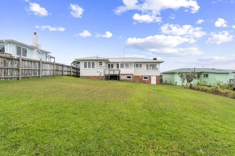 Photo of property in 128 Rosier Road, Glen Eden, Auckland, 0602