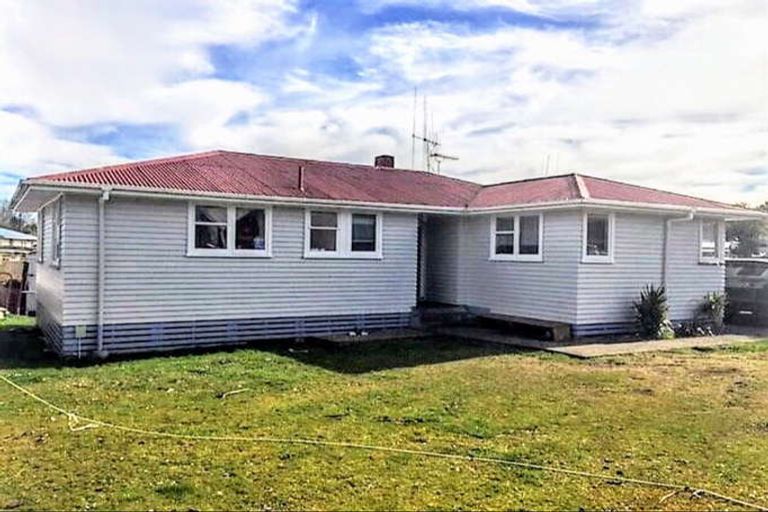 Photo of property in 16 Kowhai Place, Tokoroa, 3420
