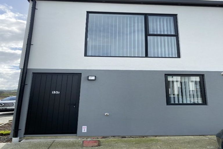 Photo of property in 15b Colin Chester Drive, Silverdale, 0932