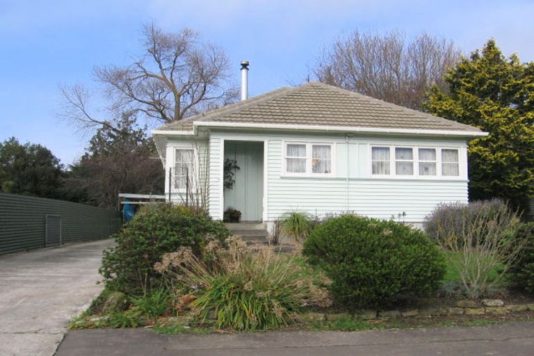 Photo of property in 120 Rangiora Avenue, Roslyn, Palmerston North, 4414