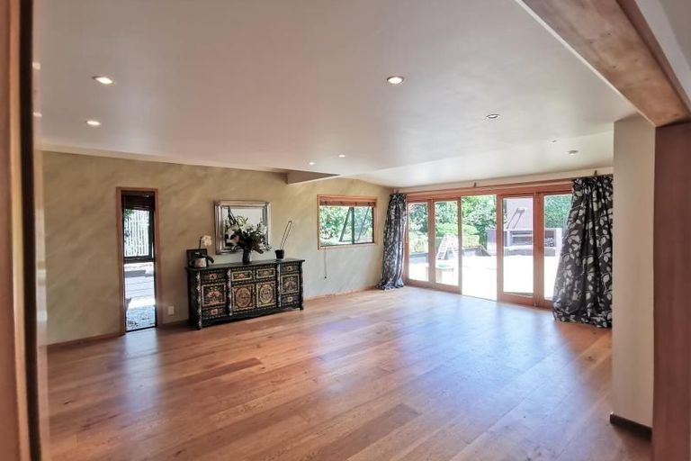 Photo of property in 3 Kimberly Grove, Greenhithe, Auckland, 0632