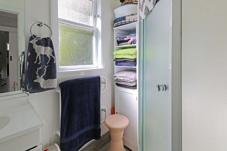 Photo of property in 68 Tawhai Street, Stokes Valley, Lower Hutt, 5019