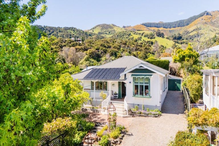 Photo of property in 9 William Street, Akaroa, 7520