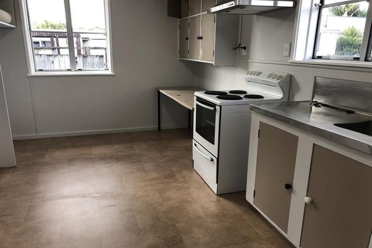 Photo of property in 2/10 Taka Street, Takanini, 2112