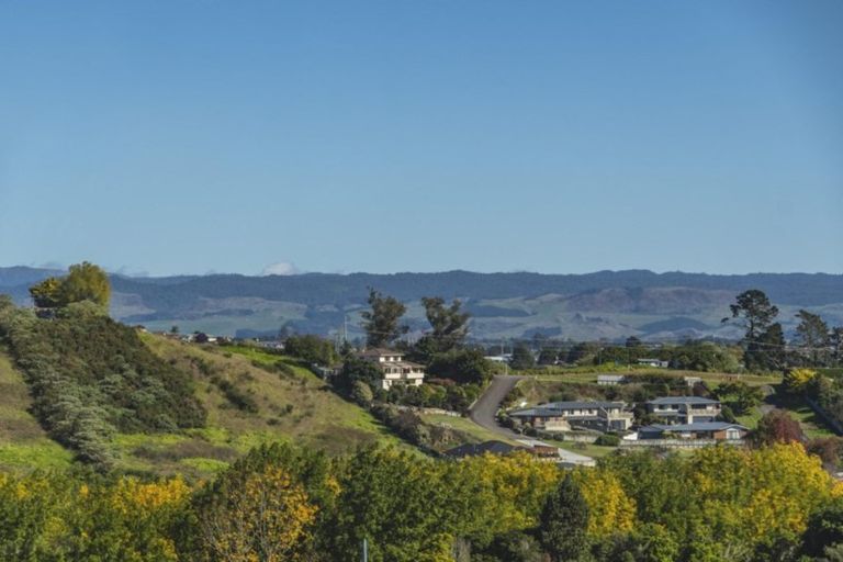 Photo of property in 18 Pelorus Street, Welcome Bay, Tauranga, 3112