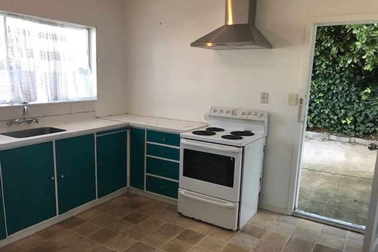 Photo of property in 5a Magnolia Grove, Maungaraki, Lower Hutt, 5010