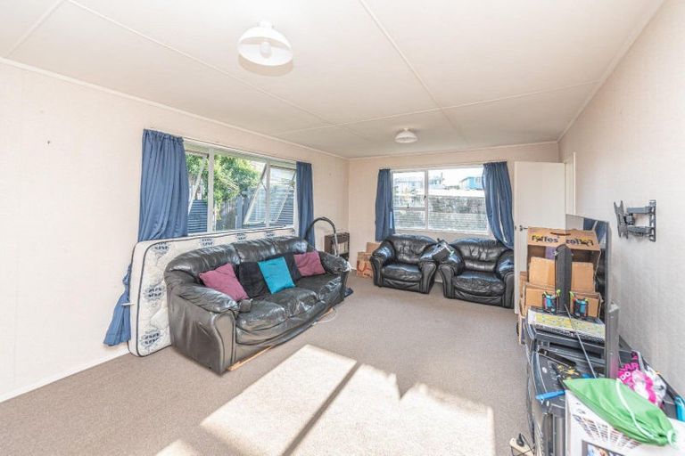 Photo of property in 90a Karaka Street, Castlecliff, Whanganui, 4501