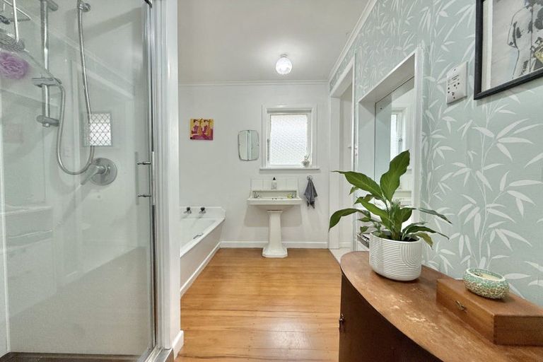 Photo of property in 16 Baird Road, Tokoroa, 3420