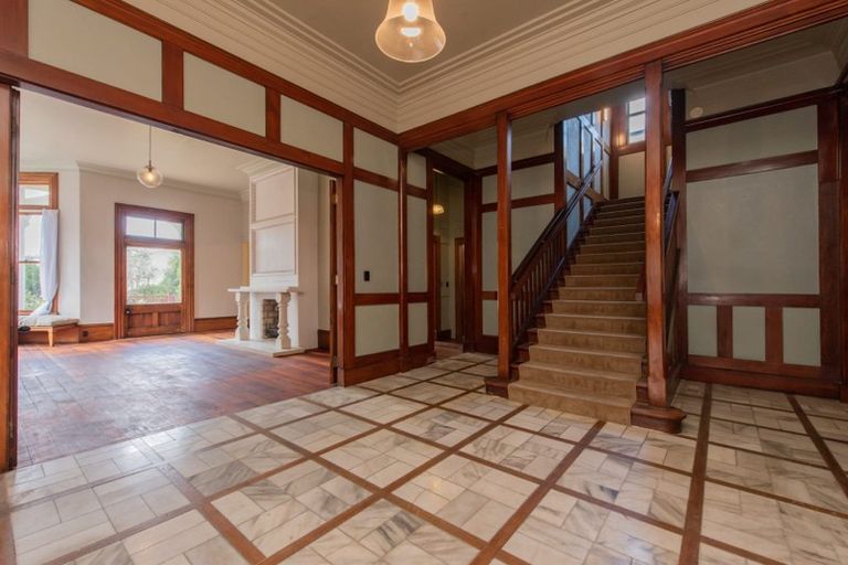 Photo of property in 30 Hobson Street, Thorndon, Wellington, 6011