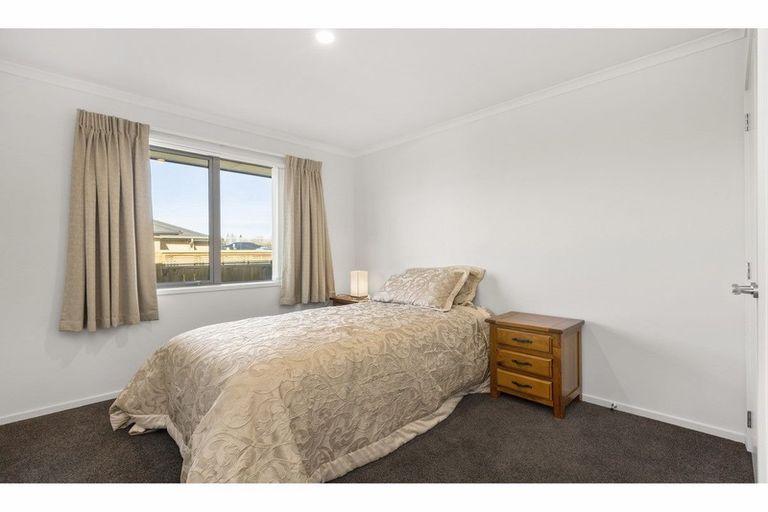 Photo of property in 4 Plescher Crescent, Leamington, Cambridge, 3432