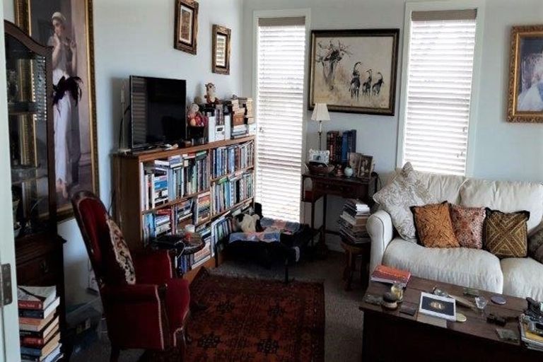 Photo of property in 1 Parklands Drive, Huntsbury, Christchurch, 8022