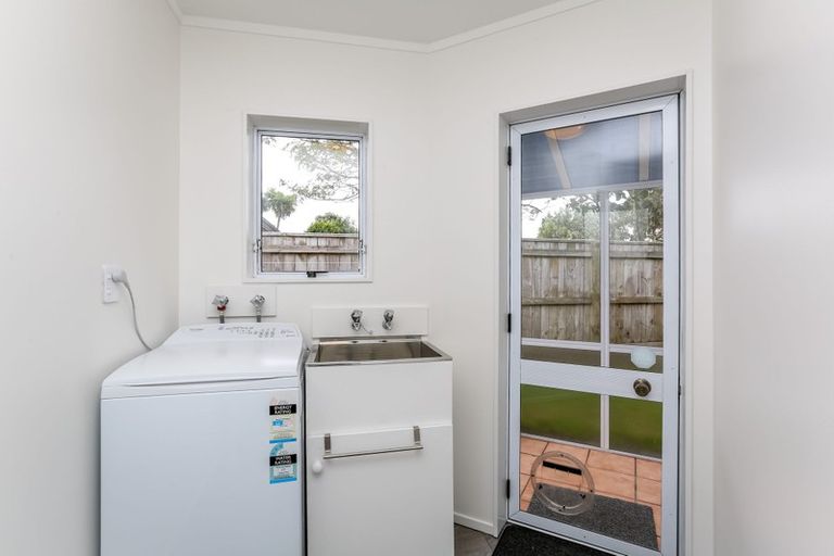 Photo of property in 31 Barrett Street, Westown, New Plymouth, 4310