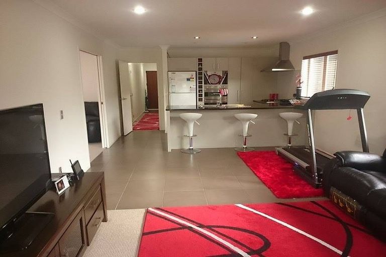Photo of property in 21 Kestev Drive, Flat Bush, Auckland, 2016