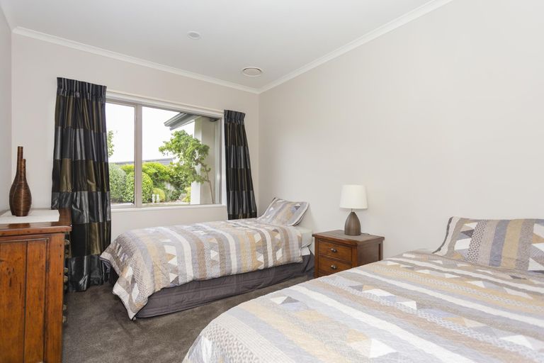 Photo of property in 12 North Ridge Drive, Oamaru North, Oamaru, 9400