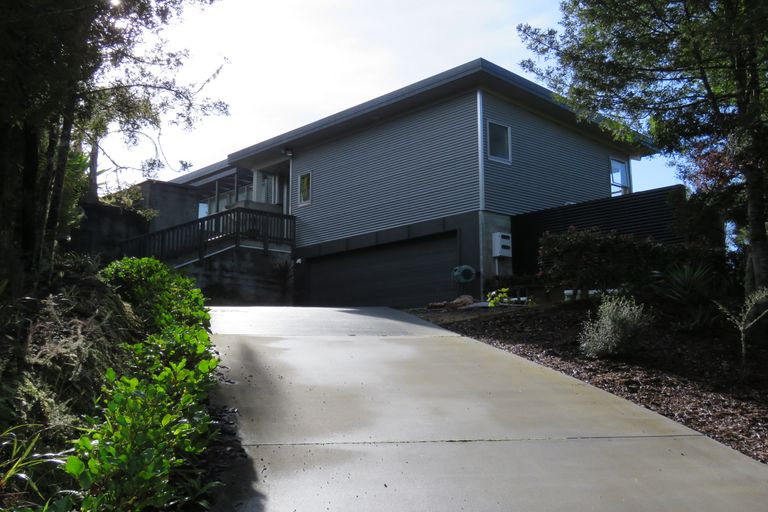 Photo of property in 4 Broadview Road, Opua, 0200