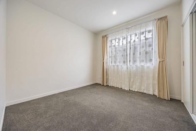 Photo of property in 12 Moemoea Avenue, Kumeu, 0810