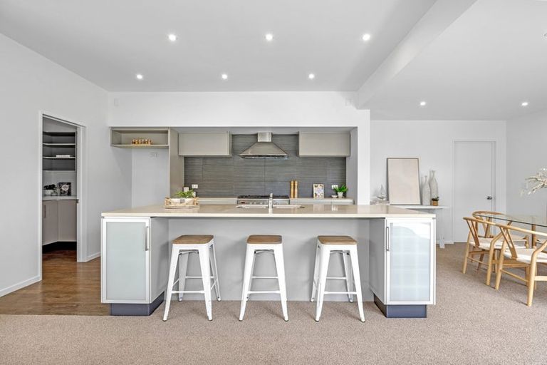 Photo of property in 25 Mokihi Gardens, Hillmorton, Christchurch, 8024