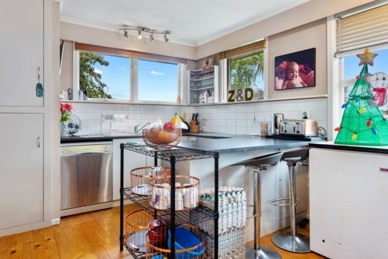 Photo of property in 35 Geddis Street, Rangiora, 7400