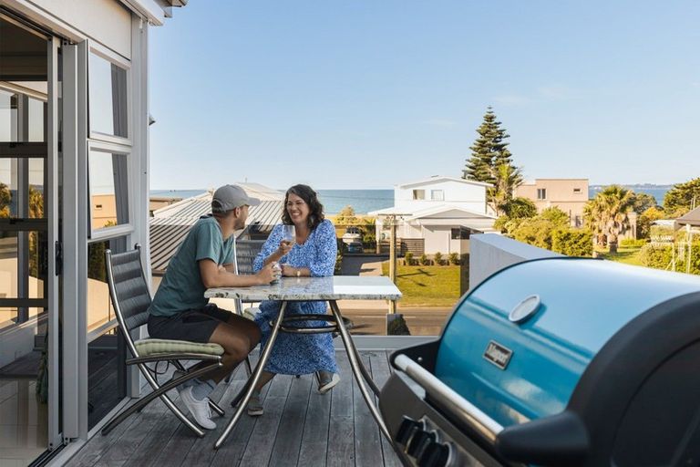 Photo of property in 1026b Papamoa Beach Road, Papamoa Beach, Papamoa, 3118