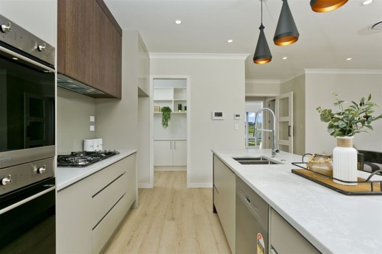 Photo of property in 47 Symes Drive, Red Beach, 0932